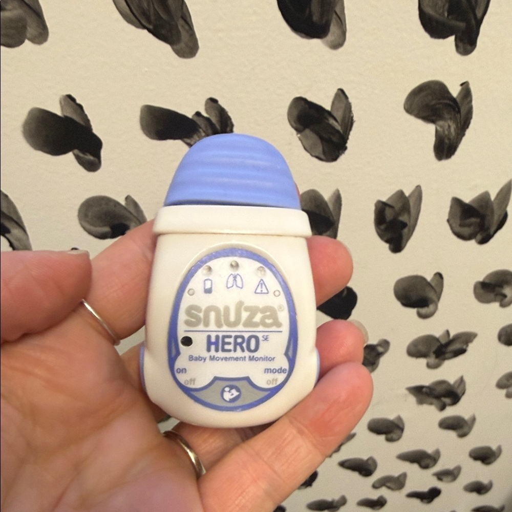 Hero SE Baby Movement Monitor - Blue and White